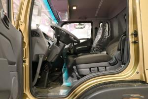 福田 奥铃大黄蜂 210马力 6.8米 国五排半栏板载货车(BJ1186VKPFK-A1)