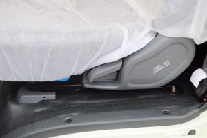 福田 奥铃TX 110马力 4.23米 国五单排栏板轻卡载货车(气刹)(BJ1049V9JDA-A1)