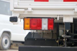 庆铃 五十铃100P 98马力 4.275米 国五单排栏板轻卡载货车(QL1040A6HA)