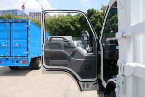 庆铃 五十铃100P 98马力 4.25米 国五单排仓栅式轻卡载货车(QL5040CCYA6HAJ) 