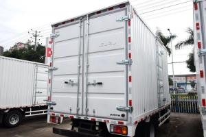 庆铃 五十铃100P 98马力 3.825米 国五排半厢式轻卡载货车(QL5042XXYA6HHJ)