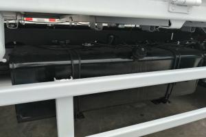 庆铃 五十铃KV100 115马力 4.25米 国五单排栏板轻卡载货车(QL1045AMHA)
