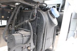 庆铃 五十铃100P 98马力 3.235米 国五双排栏板轻卡载货车(QL1040A6HW)