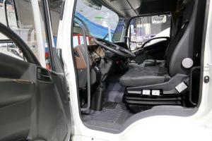庆铃 五十铃巨咖VC66 2020版 520马力 6X4 国六AMT自动挡牵引车(QL4250WUNDZ)