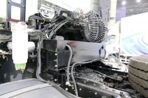 庆铃 五十铃巨咖VC66 2020版 520马力 6X4 国六AMT自动挡牵引车(QL4250WUNDZ)