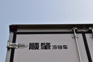 庆铃 五十铃700P 190马力 6.672米 国五单排厢式载货车(QL5100XXYA8PHJ)