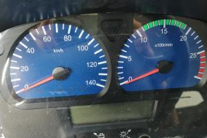 东风商用车 天锦VR中卡 210马力 4X2 7.5米 国五翼开启厢式载货车(DFH5180XYKBX2DV)