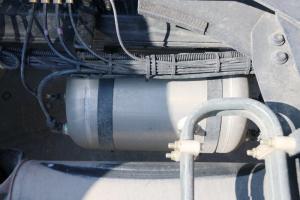 东风商用车 天龙VL重卡 2019款轻赢版 450马力 6X4 国五牵引车(DFH4250A4)