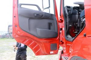 东风商用车 天龙VL重卡 2019款 400马力 6X4 国五牵引车(DFH4251AX4AV)
