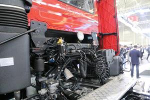 东风商用车 天龙KL重卡 465马力 6X4 国六牵引车(DFH4250D3)