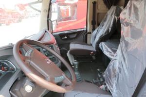 东风商用车 天龙旗舰KX 西南版 560马力 6X4 国五牵引车(DFH4250C2)
