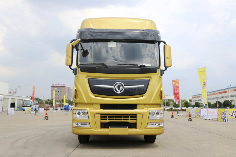 东风商用车 天龙旗舰KX 2018款北方版 520马力 6X4 国五牵引车(速比3.64)(DFH4250CX2)