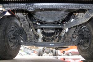 东风商用车 天龙重卡 220马力 4X2 9.6米 国五厢式载货车底盘(DFH5180XXYB1)