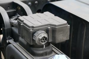 东风商用车 天锦中卡 160马力 4X2 6.75米 国五厢式载货车(DFH5110XXYBX1V)