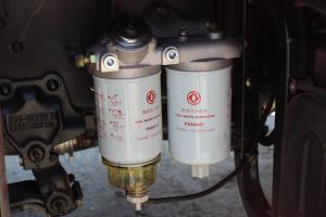 东风商用车 天锦中卡 180马力 4X2 7.65米 国五厢式载货车(DFH5160XXYBX2DV)