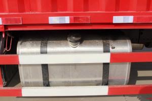 东风商用车 天锦中卡 180马力 4X2 6.75米 国五厢式载货车(DFH5180XXYBX1DV)