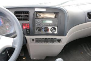 东风商用车 天锦 140马力 4X2 5.2米 国五载货车底盘(DFH1100B)