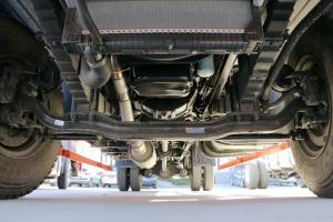 东风商用车 天锦中卡 180马力 4X2 7.7米 国五厢式载货车(DFH5160XXYBX2JV)