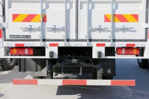 东风商用车 天锦中卡 180马力 4X2 7.7米 国五厢式载货车(DFH5160XXYBX2JV)