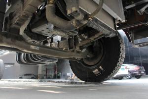 东风商用车 天锦中卡 160马力 4X2 7.7米 国五厢式载货车(DFH5120XXYB2)