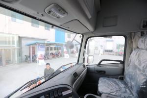 东风商用车 天龙重卡 轻赢版 350马力 8X4 9.6米 国五栏板载货车(DFH1310A1)