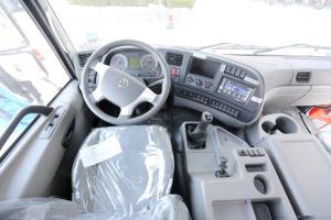 东风商用车 天龙重卡 轻赢版 350马力 8X4 9.6米 国五栏板载货车(DFH1310A1)
