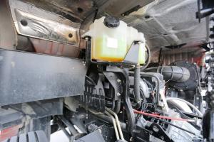 东风商用车 天龙重卡 轻赢版 350马力 8X4 9.6米 国五栏板载货车(DFH1310A1)
