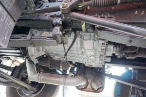 东风商用车 天龙重卡 350马力 8X4 9.6米 国五仓栅式载货车(DFH5310CCYA1)