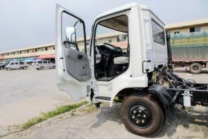 东风商用车 天锦KS 130马力 4X2 4.1米 国五单排栏板轻卡(DFH1040BX5)