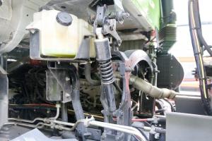 东风商用车 天龙KC重卡 330马力 8X4 5.6米 国五自卸车(DFH3310AX3)