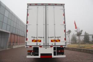 中国重汽 汕德卡SITRAK C5H重卡 310马力 9.6米厢式 国五载货车(ZZ5186XXYN711GE1)