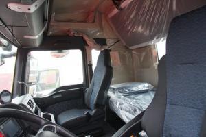 中国重汽 汕德卡SITRAK C7H重卡 430马力 6X4 国五LNG牵引车(ZZ4256V324HE1LB)