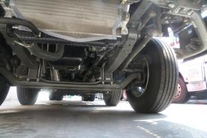中国重汽 汕德卡SITRAK C5H重卡 310马力 8X4 9.52米 国五厢式载货车(ZZ5316XXYN466GE1)