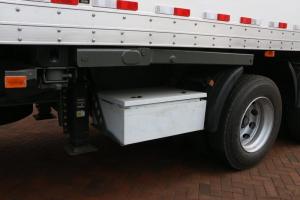 中国重汽 汕德卡SITRAK C7H重卡 480马力 6X2 国五中置轴货运车(ZZ5266ZKXV603HE1)