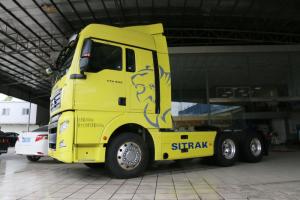 中国重汽 汕德卡SITRAK C7H重卡 540马力 6X4 国五自动挡牵引车(AMT手自一体)(高顶)(ZZ4256V324HE1B)