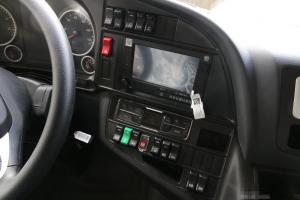 中国重汽 汕德卡SITRAK C7H重卡 540马力 6X4 国五自动挡牵引车(AMT手自一体)(高顶)(ZZ4256V324HE1B)