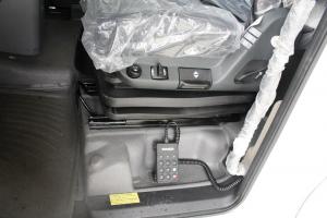 中国重汽 汕德卡SITRAK C7H重卡 440马力 6X4 国五危险品牵引车(ZZ4256V324HE1W)