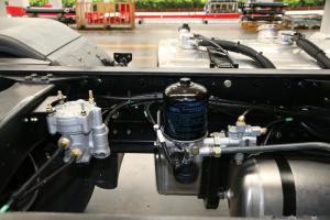 三一集团 英雄版 500马力 6X4 国五牵引车(HQC4250T)