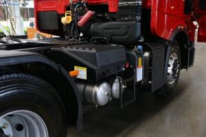 三一集团 英雄版 500马力 6X4 国五牵引车(HQC4250T)