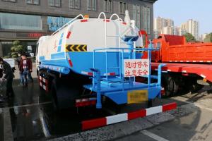 东风 福瑞卡F11 143马力 4X2 国五 喷洒车(EQ5110GPS8BDCAC)