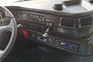 上汽红岩 杰狮C6重卡 510马力 6X4 国六 牵引车(CQ4257HK13334)