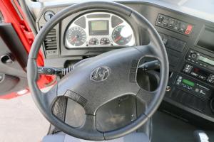 上汽红岩 杰卡C500重卡 350马力 6X4 国五 牵引车(CQ4256ZTVG334)