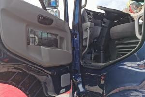上汽红岩 杰豹 280马力 4X2 9.8米 国五 厢式载货车(CQ5186XXYAMDG701)