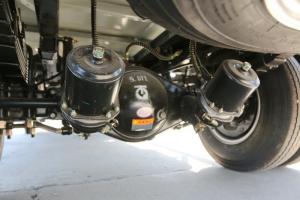 飞碟奥驰 V2系列 95马力 3.85米 国五 排半栏板轻卡载货车(FD1041W17K5-4)