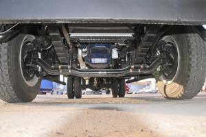飞碟奥驰 D3系列 130马力 5.76米 国五 排半栏板载货车(FD1101P63K5-2)