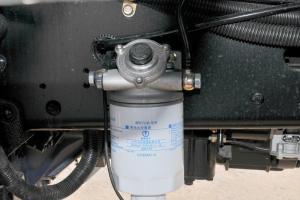 飞碟奥驰 D3系列 130马力 5.76米 国五 排半栏板载货车(FD1101P63K5-2)