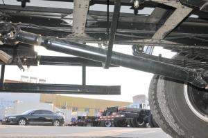 飞碟奥驰 D3系列 130马力 5.76米 国五 排半栏板载货车(FD1101P63K5-2)