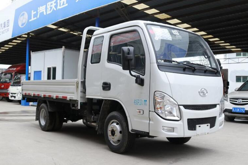 上汽跃进 福运S80 113马力 4×2 国六 排半 栏板载货车 轴距3100mm