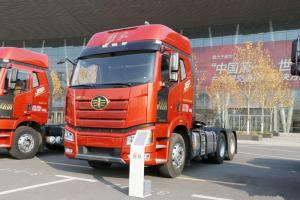 一汽解放 新J6P重卡 领航版2.0 四季款 560马力 6X4 国六 牵引车(CA4250P66K25T1E6)