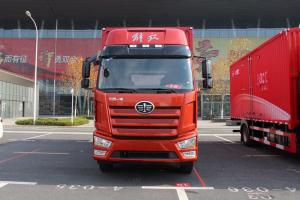  一汽解放 J6L中卡 质惠版 220马力 4X2 6.8米 国五 厢式载货车(CA5180XXYP62K1L4E5) 